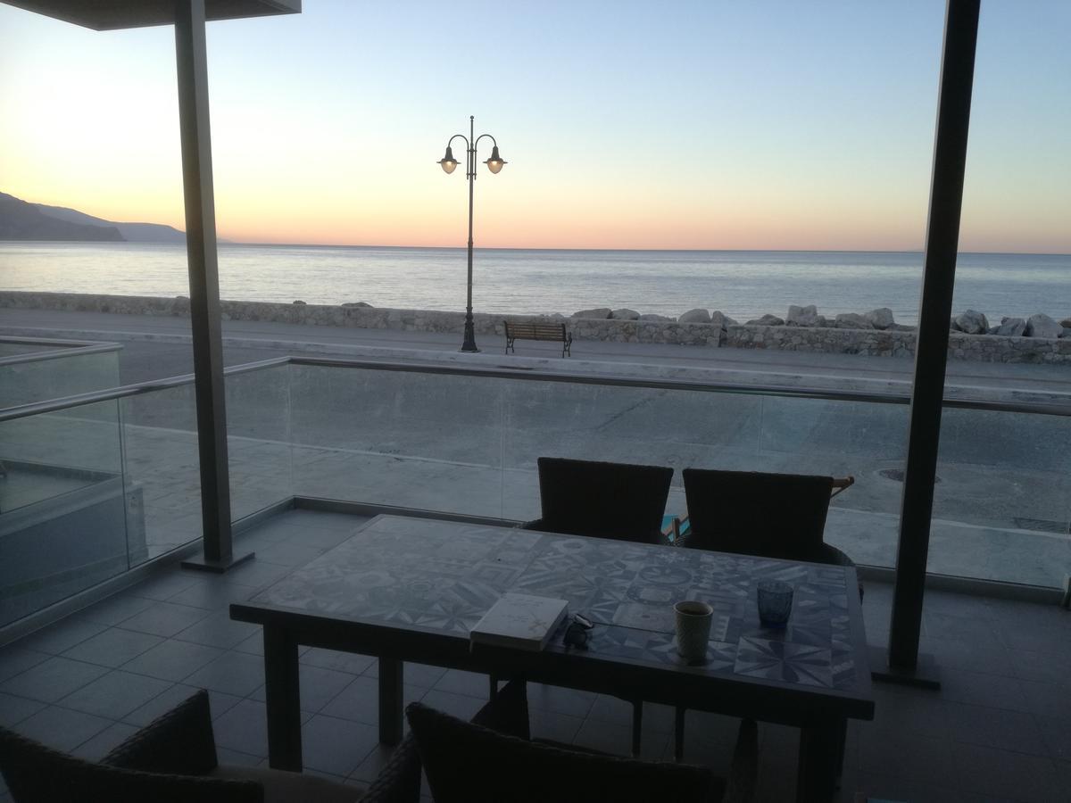 Casa Bella Deluxe Apartments Paleochora Buitenkant foto